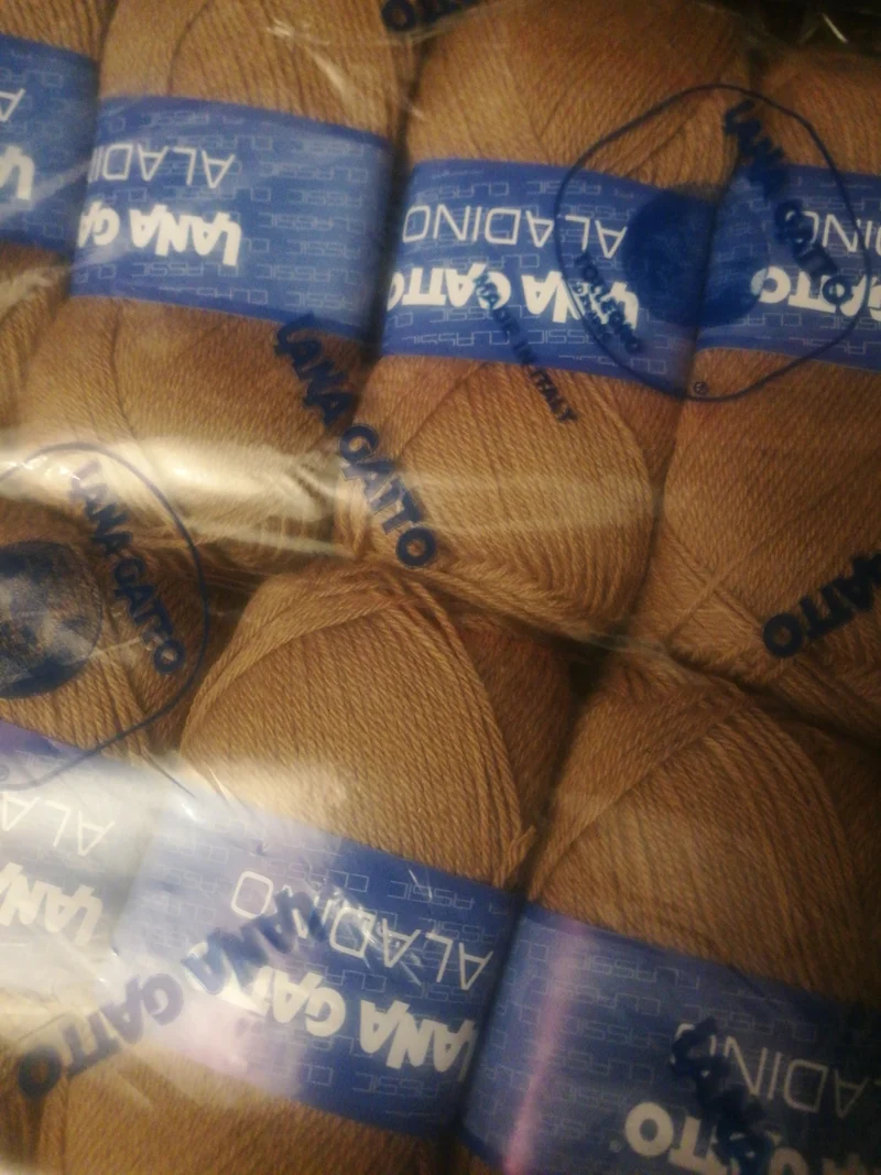 Aladino misto lana a gomitoli, confezione da 500g.