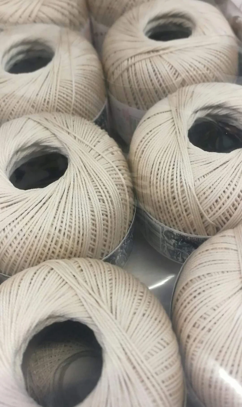 Puro cotone ISPE n5 gomitolo da 50 g.