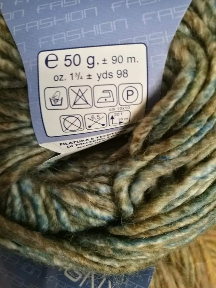 Martigny, filato moda fantasia Gatto, misto lana. 500g..