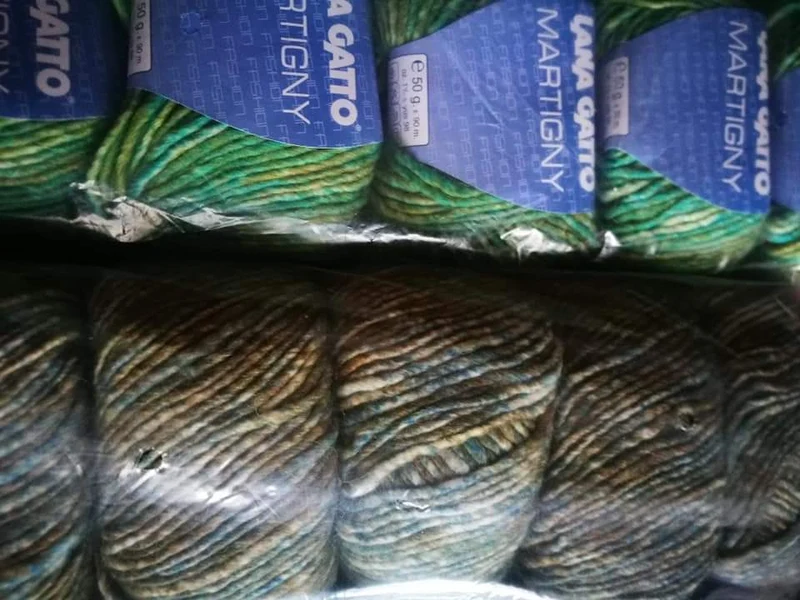 Martigny, filato moda fantasia Gatto, misto lana. 500g..