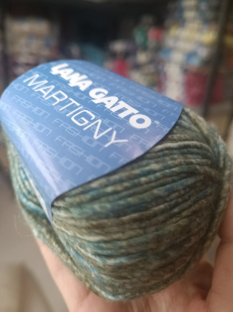 Martigny, filato moda fantasia Gatto, misto lana. 500g..
