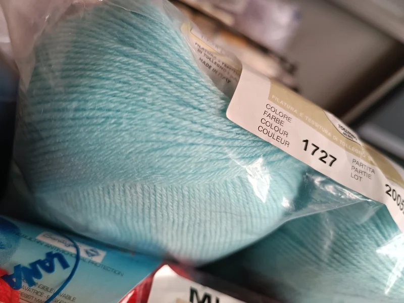 Mignon Lana Gatto neonati 250g