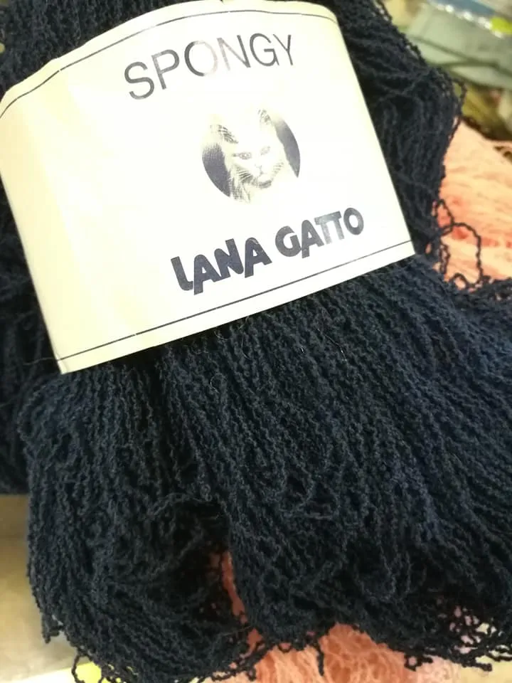 Spongy Gatto, matasse frisè di 100g.