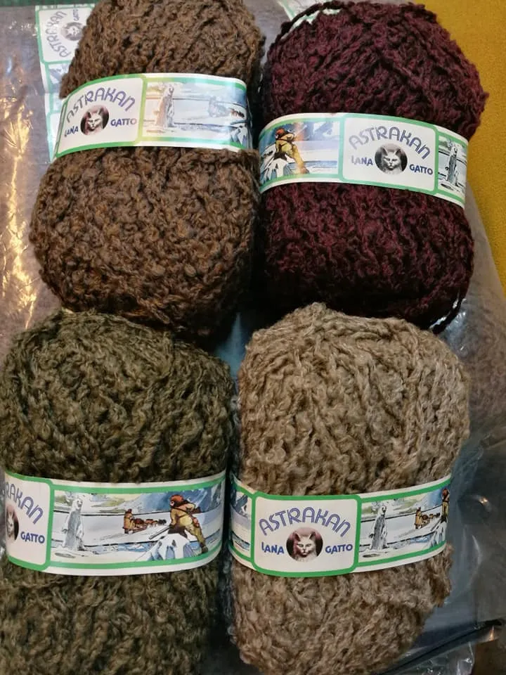 Astrakan Gatto confezione da 1 kg
