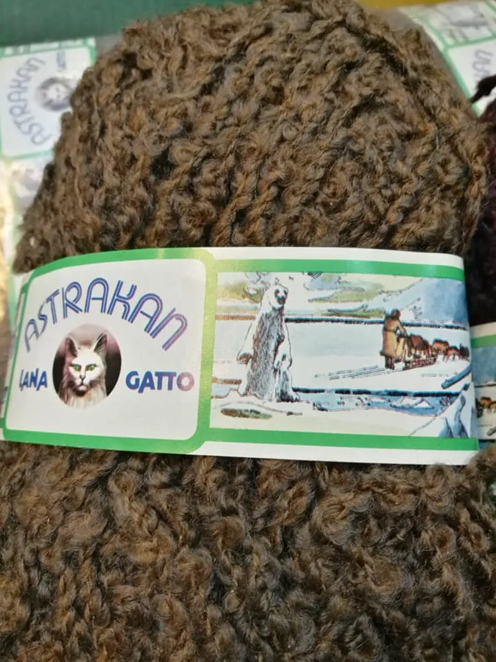 Astrakan Gatto confezione da 1 kg