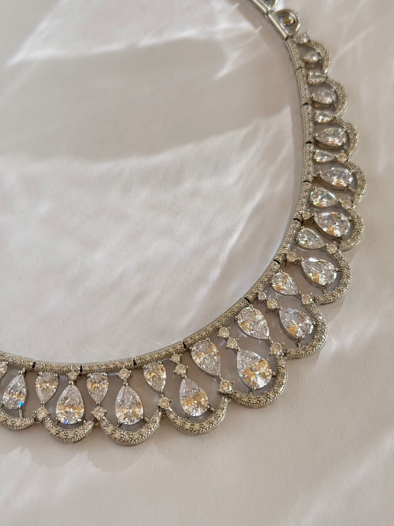 Crystal Statement Necklace | Collana gioiello con cristalli scintillanti