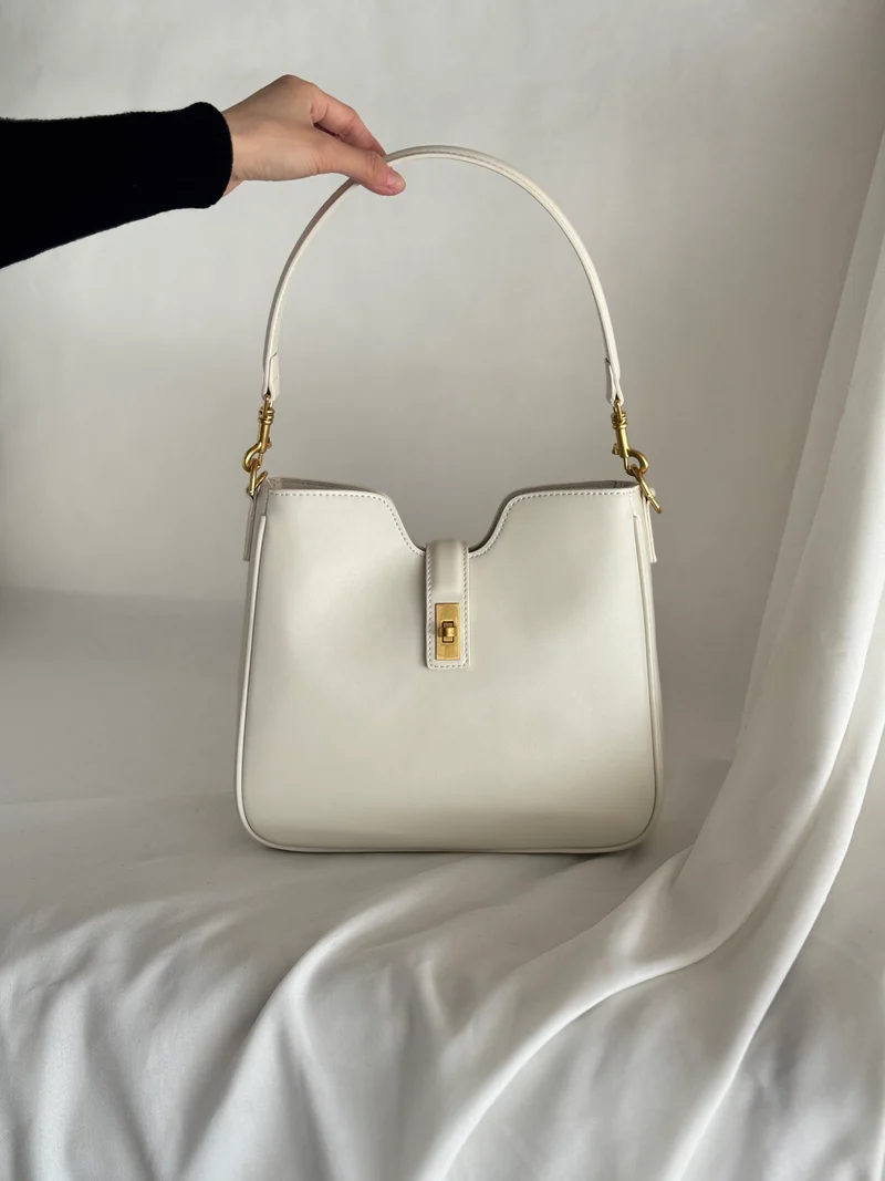 Ivory Structure Bag | Borsa a spalla in vera pelle con chiusura girevole