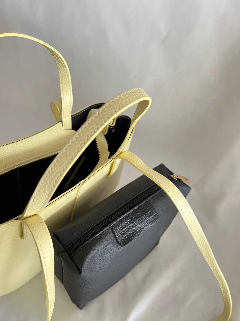 Borsa hobo media in pelle tonalità macaron