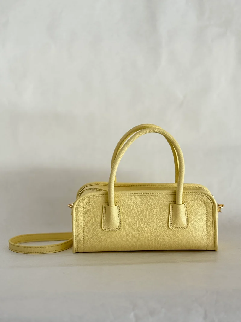 Borsa baguette in pelle color giallo pulcino