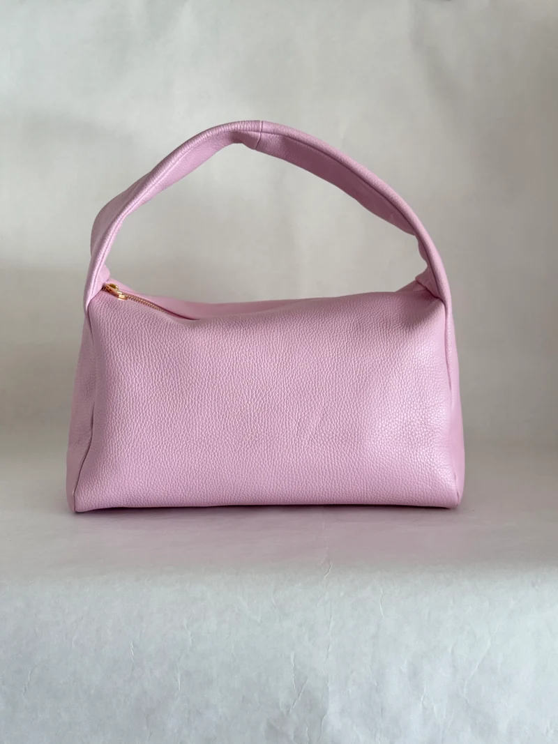 Borsa a spalla effetto “puff” in tonalità macaron