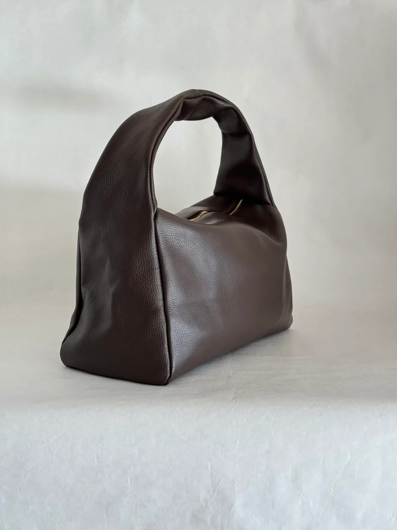 Borsa a spalla effetto “puff” in tonalità macaron