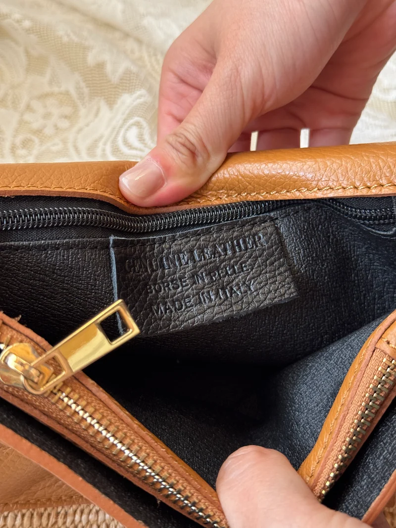 Borsa a tracolla in paglia e pelle con catena metallica
