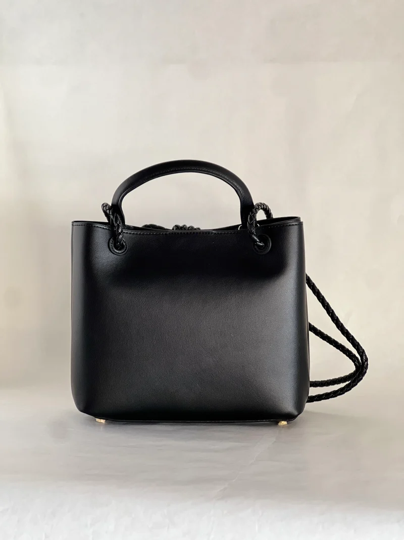 Borsa tote media in pelle intrecciata con dettagli a nodo