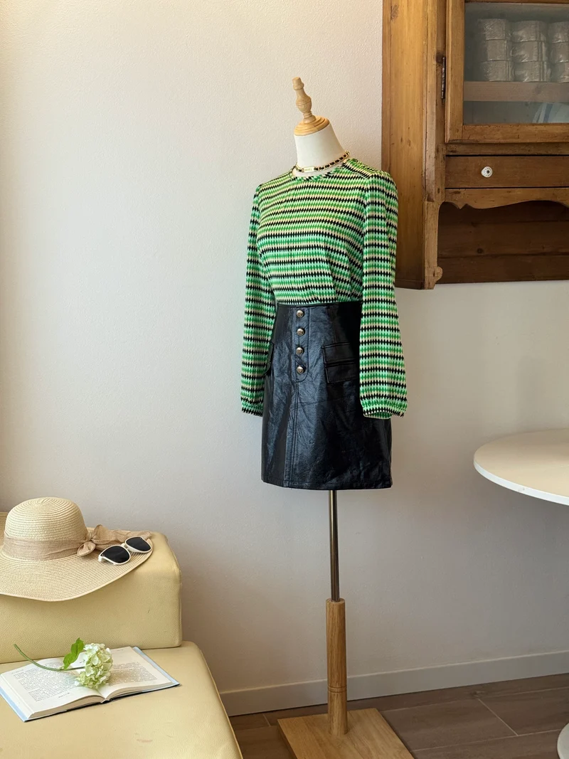 Green Check Set | Camicia chiffon e gonna A-line in ecopelle