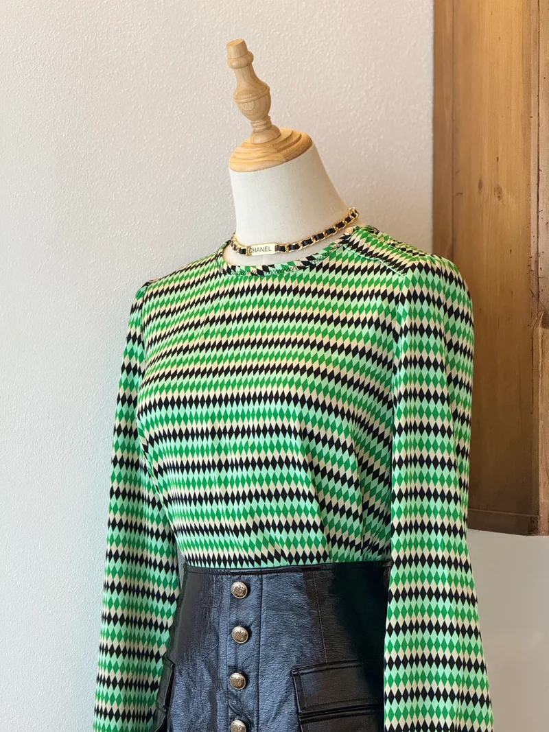 Green Check Set | Camicia chiffon e gonna A-line in ecopelle