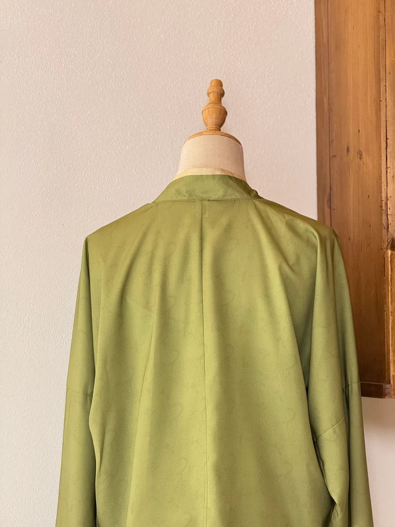 Jade Serenity Set | Set abito in seta e cardigan stile orientale