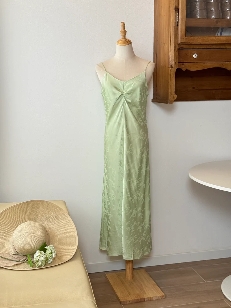 Jade Serenity Set | Set abito in seta e cardigan stile orientale