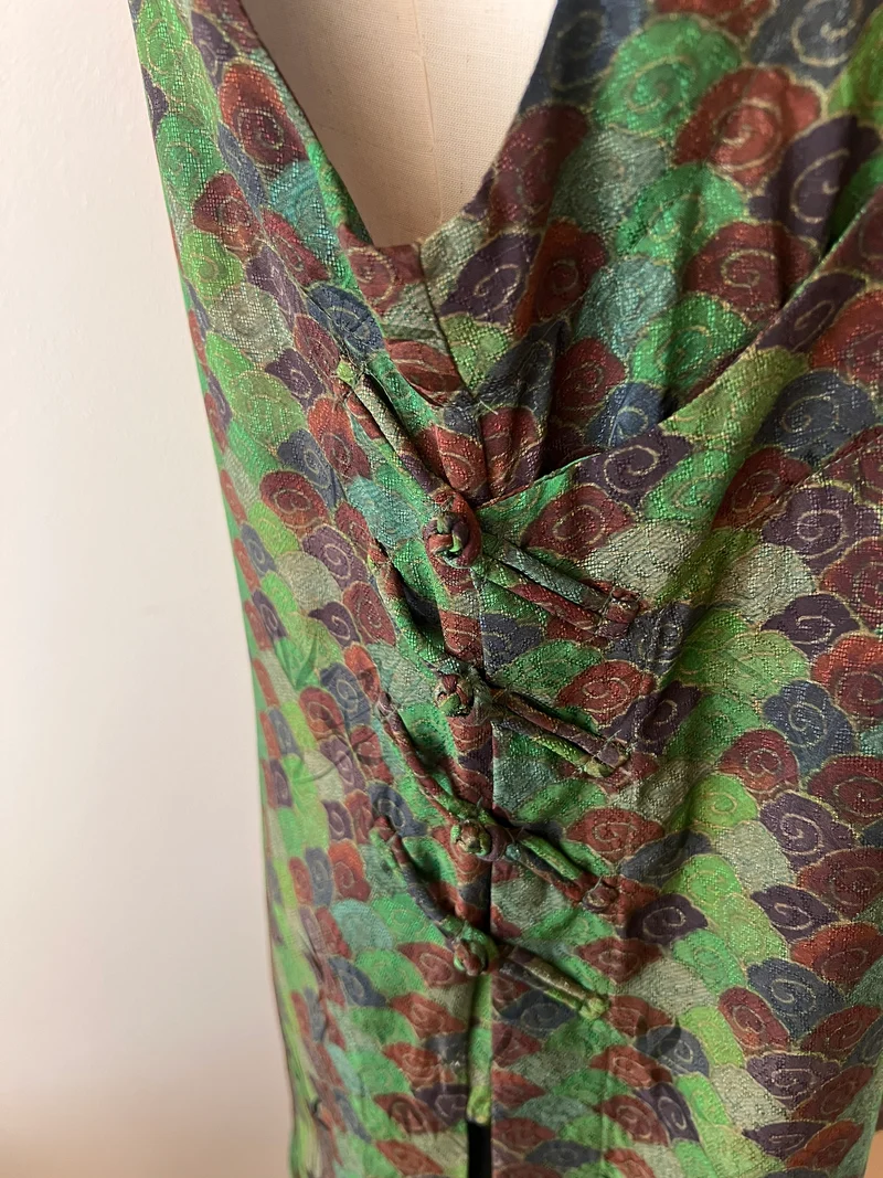 Completo donna con top jacquard fantasia e pantaloni lunghi fluidi