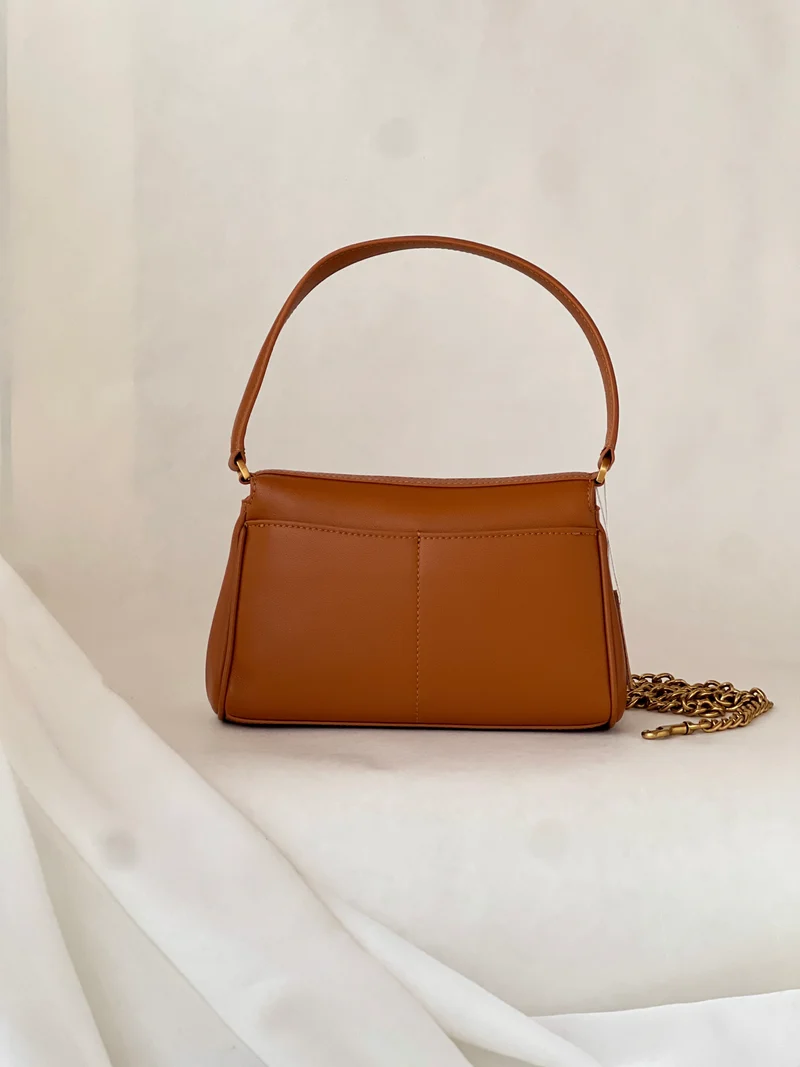 Borsa strutturata in pelle Majiang