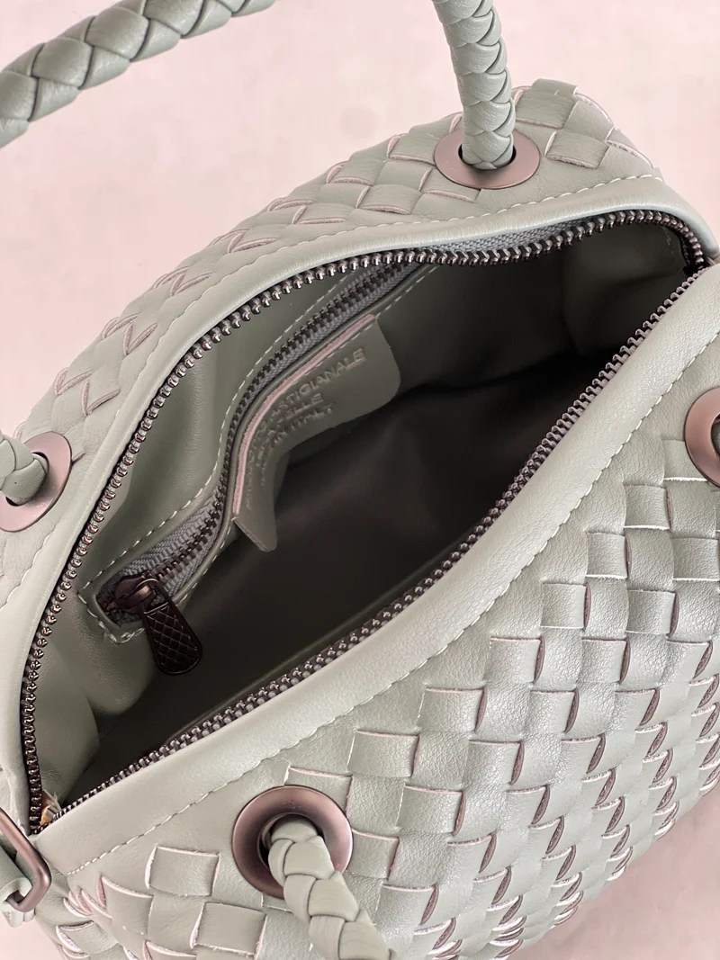 Borsa intrecciata in pelle di agnello
