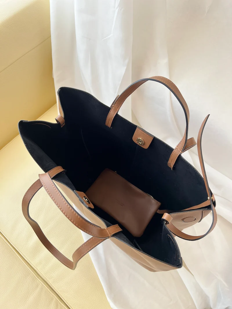 Borsa hobo oversize in pelle di vitello – Caramello