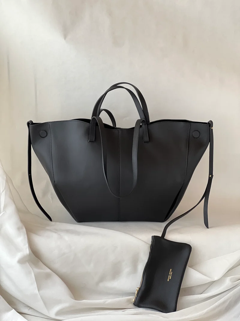 Borsa hobo oversize in pelle di vitello – Nero
