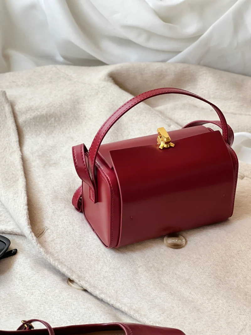 Borsa “Regalo” in vera pelle – Rosso intenso