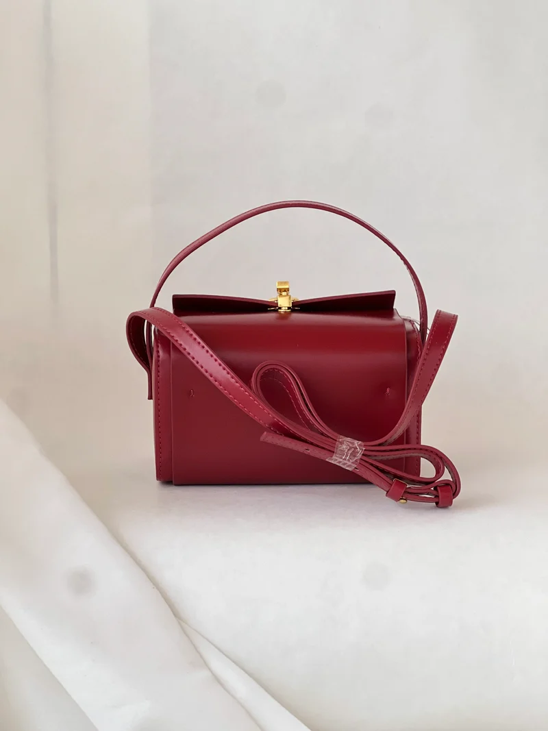 Borsa “Regalo” in vera pelle – Rosso intenso
