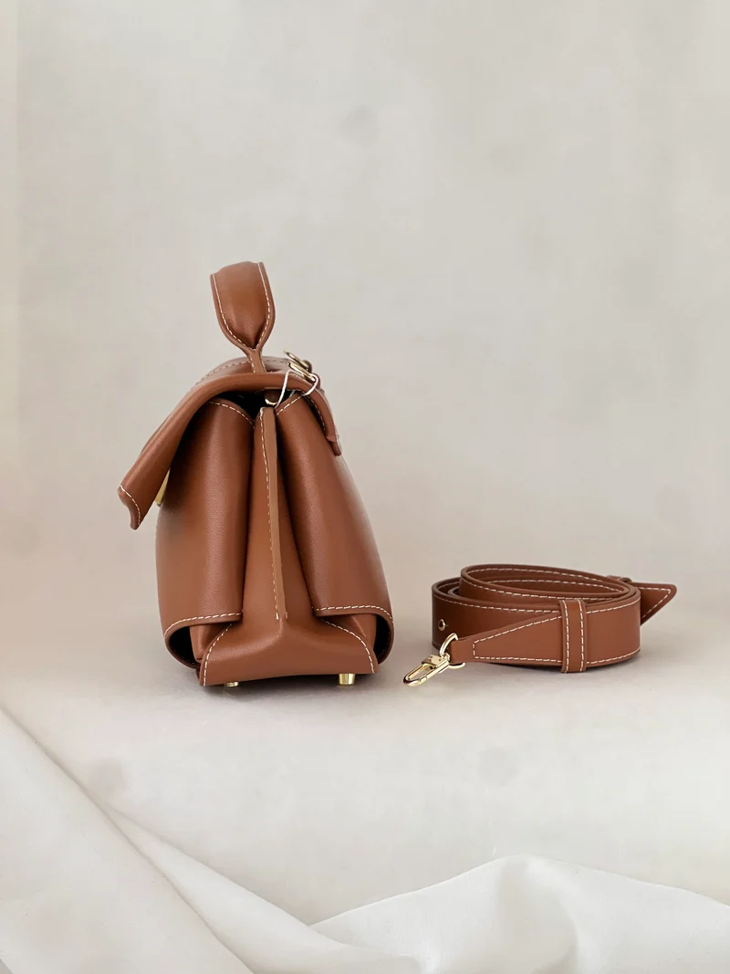 Borsa a fisarmonica in vera pelle – Caramello