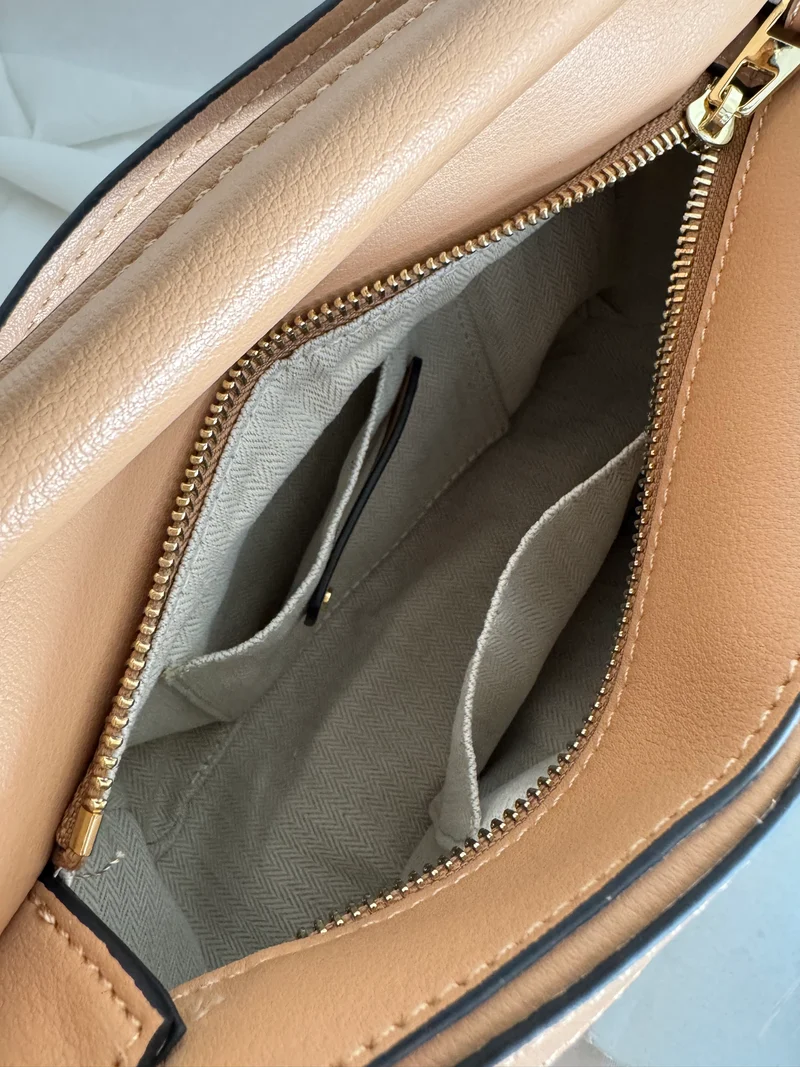 Borsa in vera pelle fatta a mano – P01