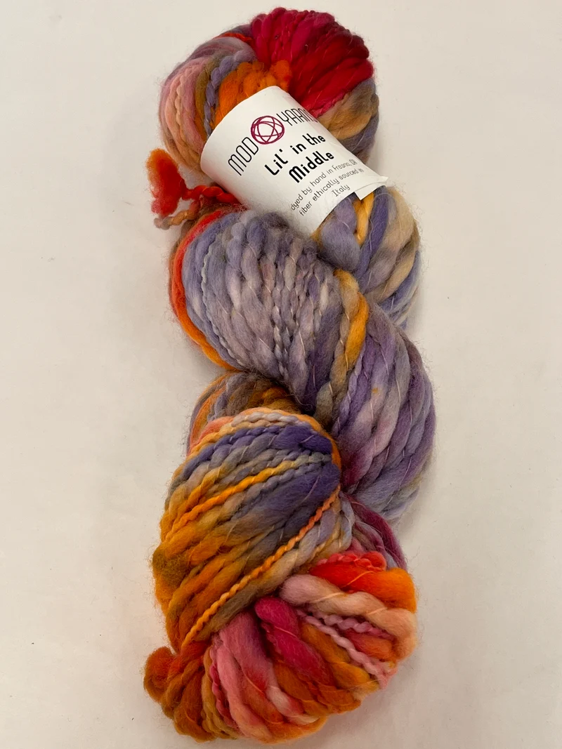 Mod Yarns - Lil in the Middle