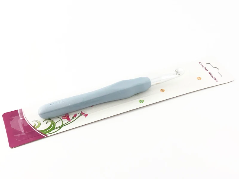 Uncinetto ergonomico per lana misura 8 | cf 1 pz