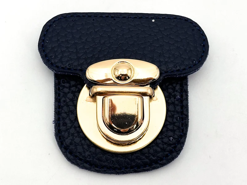 Chiusura per borse in ecopelle | 6x6 cm | cf 1 pz