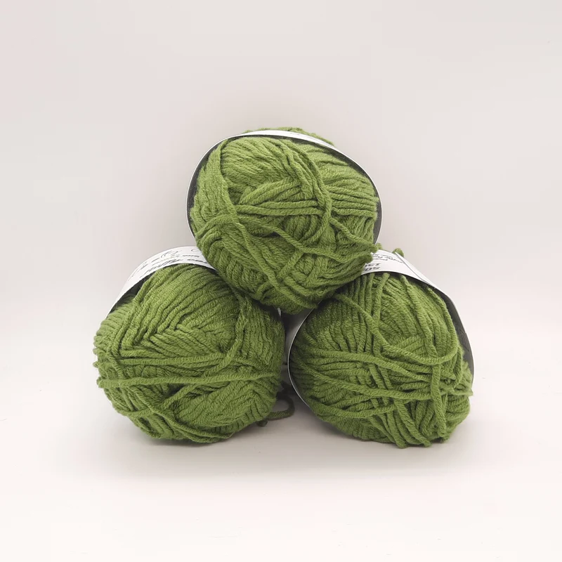 Fluffy Verde Militare, Filato Baby N.37