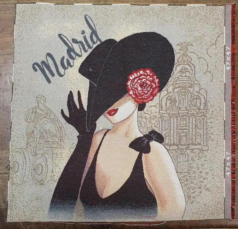 Pannello Fantasia con Donna con Cappello in Gobelin per Realizzare Cuscini e Borse Hand Made, Misura 47x47cm