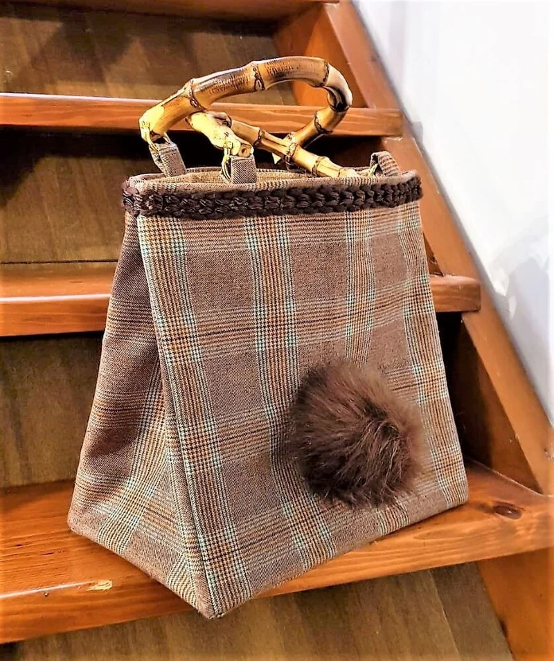 Kit Pon Pon per Borse Hand Made con Cartamodello, Manici Bamboo, Tessuto, Borsa Juta, Passamaneria