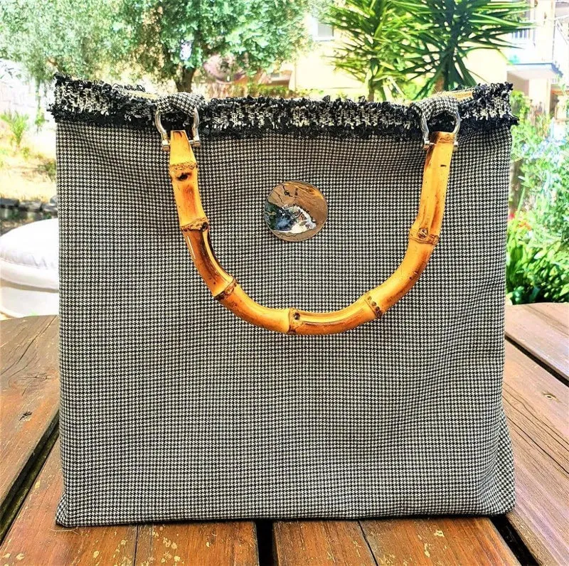 Kit per Borse Hand Made con Cartamodello, Manici Bamboo, Tessuto, Borsa Juta, Bottone e Passamaneria