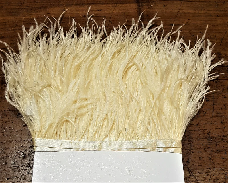 1 Mt di Frangia di Piume Altezza 15cm, Passamaneria Moda per Borse e Abbigliamento
