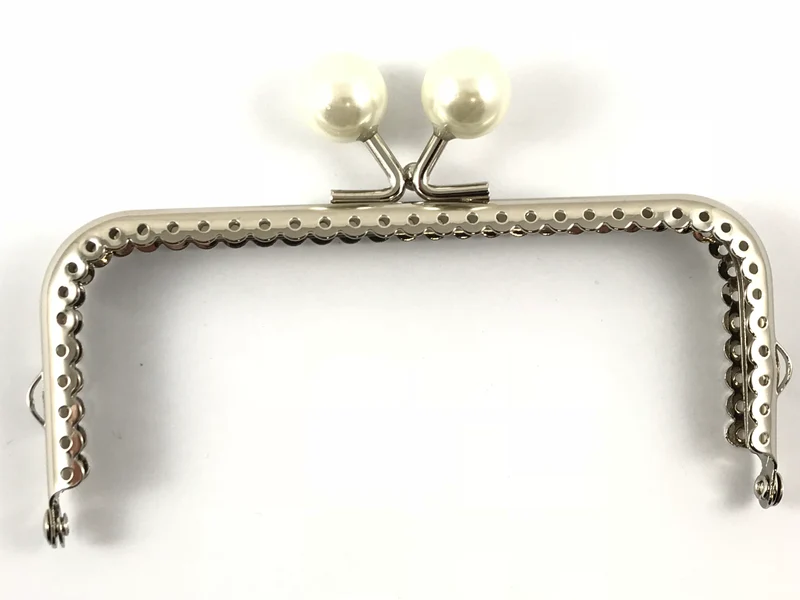 Chiusura clic clac retta pallino argento per borse | 12,5 cm | cf 1 pz