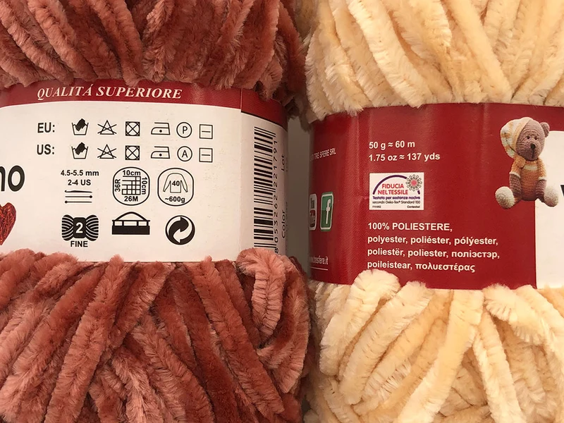 5 Gomitoli di Ciniglia Vellutino Tre Sfere Poliestere 250gr ideale per Amigurumi e Uncinetto