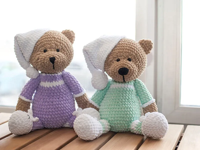 5 Gomitoli di Ciniglia Vellutino Tre Sfere Poliestere 250gr ideale per Amigurumi e Uncinetto