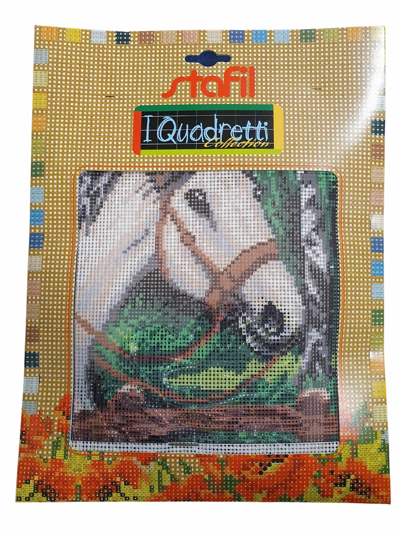 stafil Kit Ricamo Mezzo Punto consente di realizzare un Quadro da ricamare anche a Punto Croce con filati cotone lanato