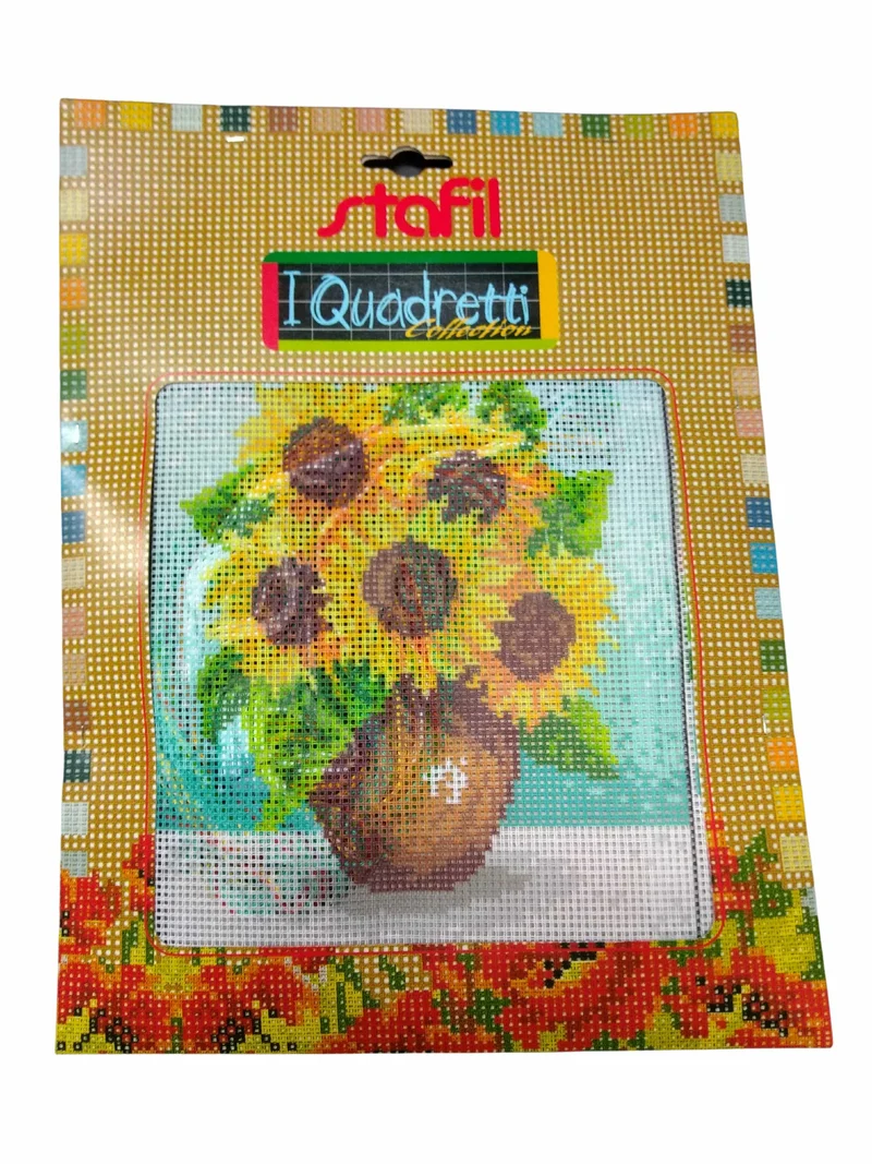 stafil Kit Ricamo Mezzo Punto consente di realizzare un Quadro da ricamare anche a Punto Croce con filati cotone lanato