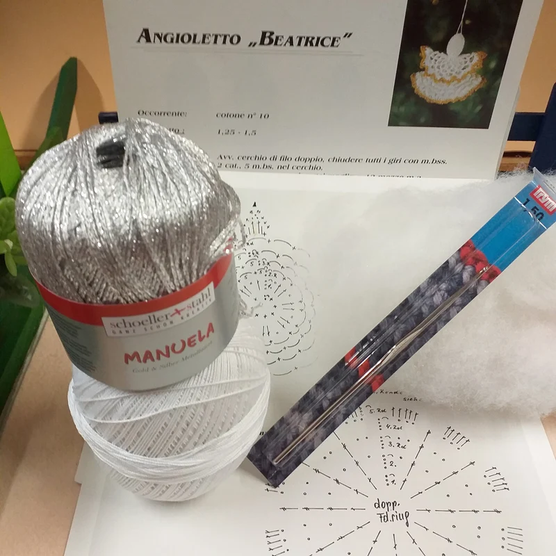 Kit angioletto uncinetto bomboniera schemi filo cotone colorato dorato
