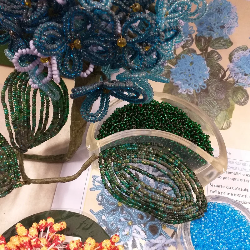 Ortensia fiori perline kit perle conteria rocailles istruzioni e fili