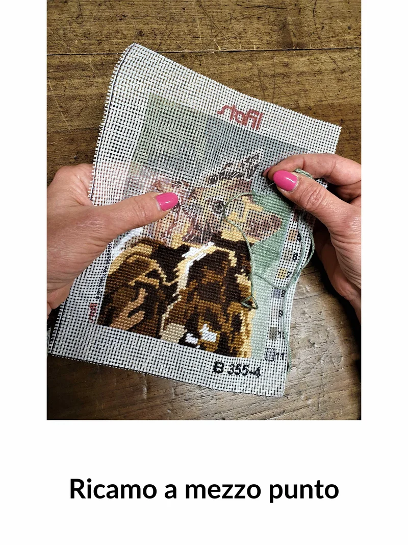 Stafil Kit Ricamo Mezzo Punto Fantasia con Papaveri e Girasoli consente di realizzare un Quadro da ricamare anche a Punto Croce