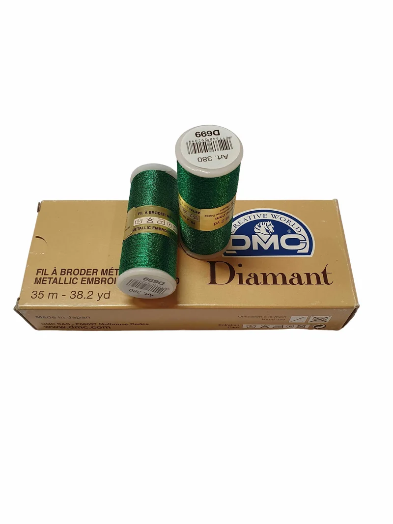 Filo da Ricamo Metallizzato Rocchetto da 35 mt DMC Diamant art 380