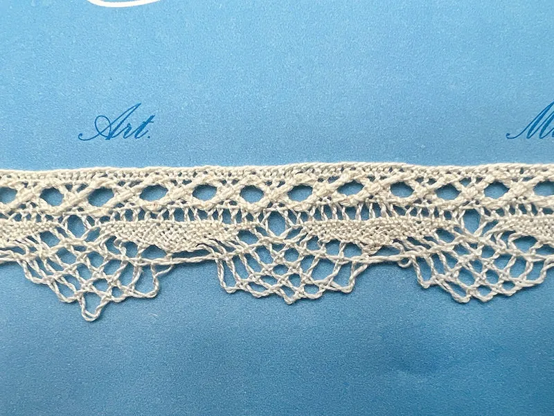 Pizzo 0952 panna cm. 2 cf.20mt.
