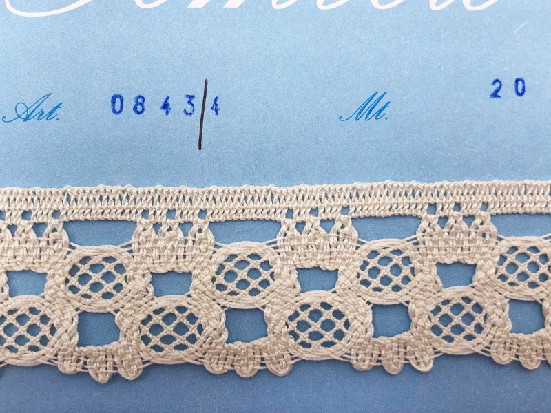 Pizzo 0843 panna cm 4 cf.20mt.