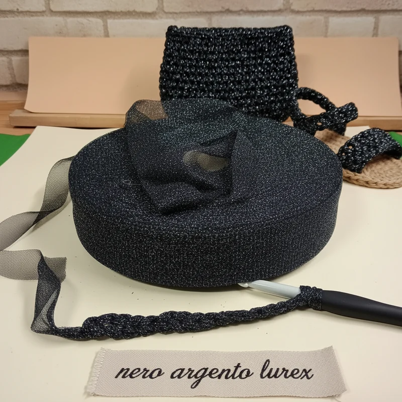 Fettuccia tulle lurex o lycra brillantinata: borse uncinetto cestini